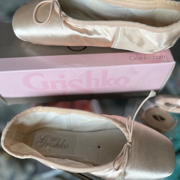 Grishko pointe ballet shoes - Picture 3 of 6